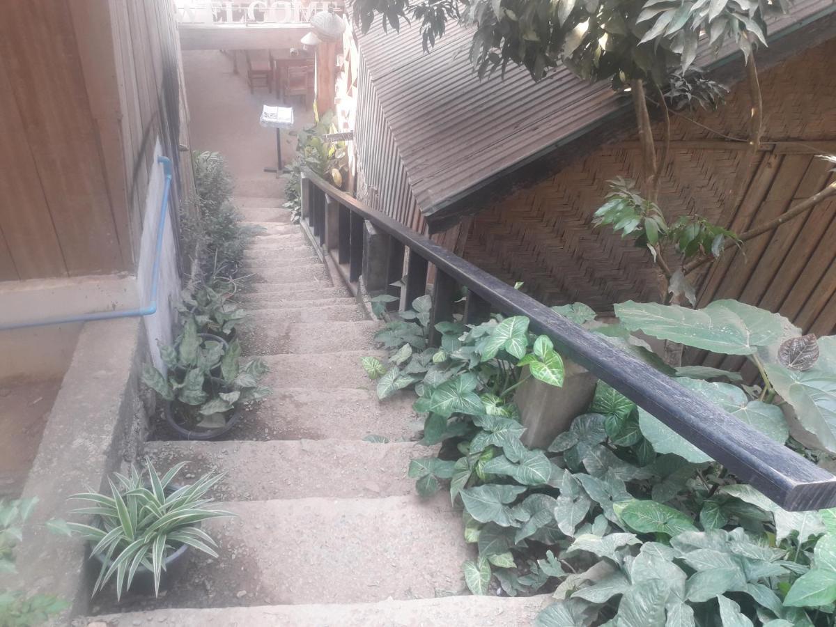 Sunrise Bungalow Hotel Nong Khiaw ภายนอก รูปภาพ