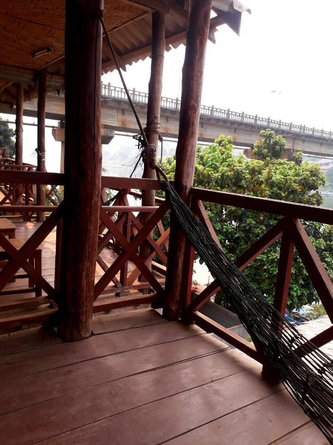 Sunrise Bungalow Hotel Nong Khiaw ภายนอก รูปภาพ